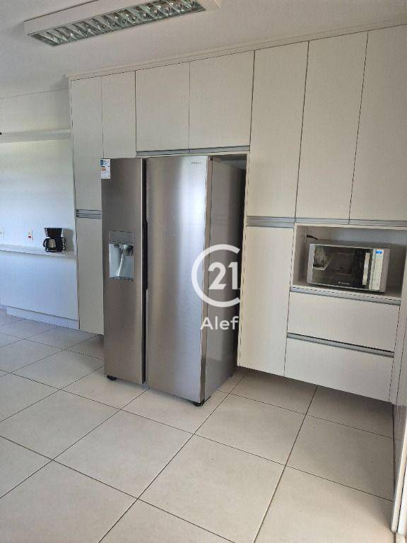 Apartamento à venda com 3 quartos, 241m² - Foto 61