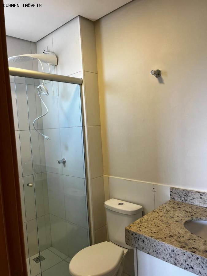 Apartamento para alugar com 3 quartos, 155m² - Foto 12