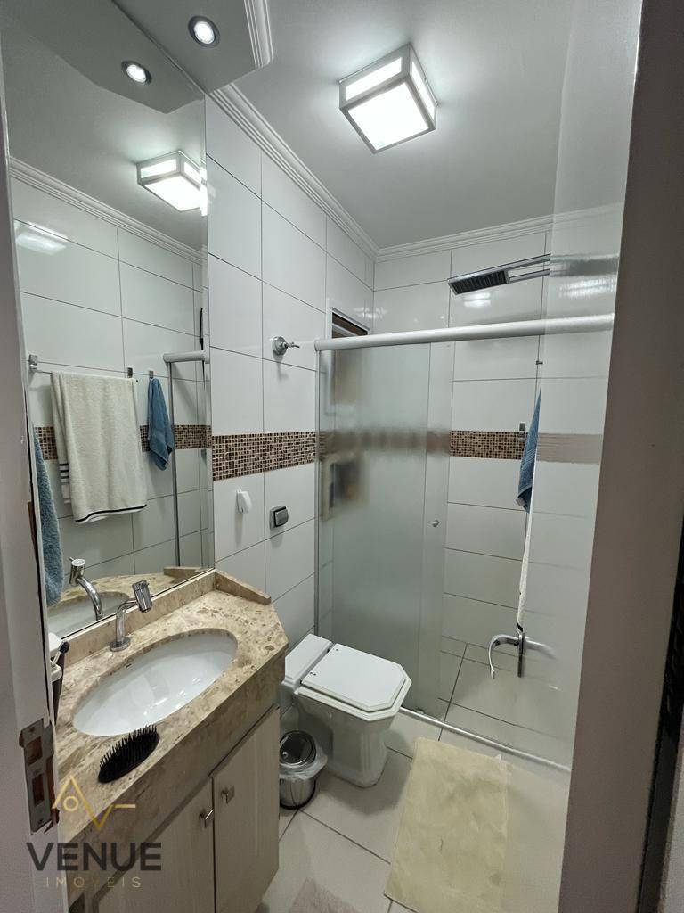 Sobrado à venda com 3 quartos, 240m² - Foto 52