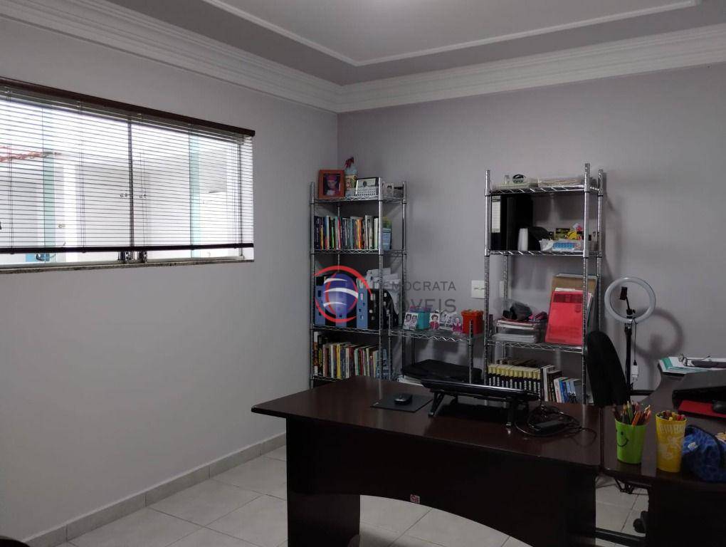 Sobrado à venda com 3 quartos, 340m² - Foto 14