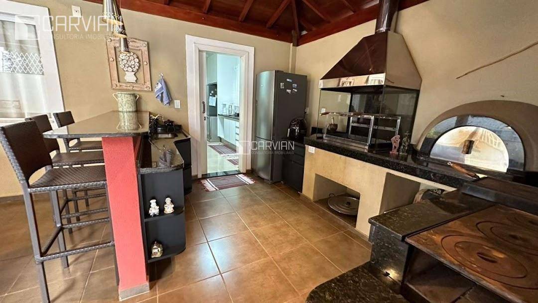 Casa de Condomínio à venda com 4 quartos, 380m² - Foto 24