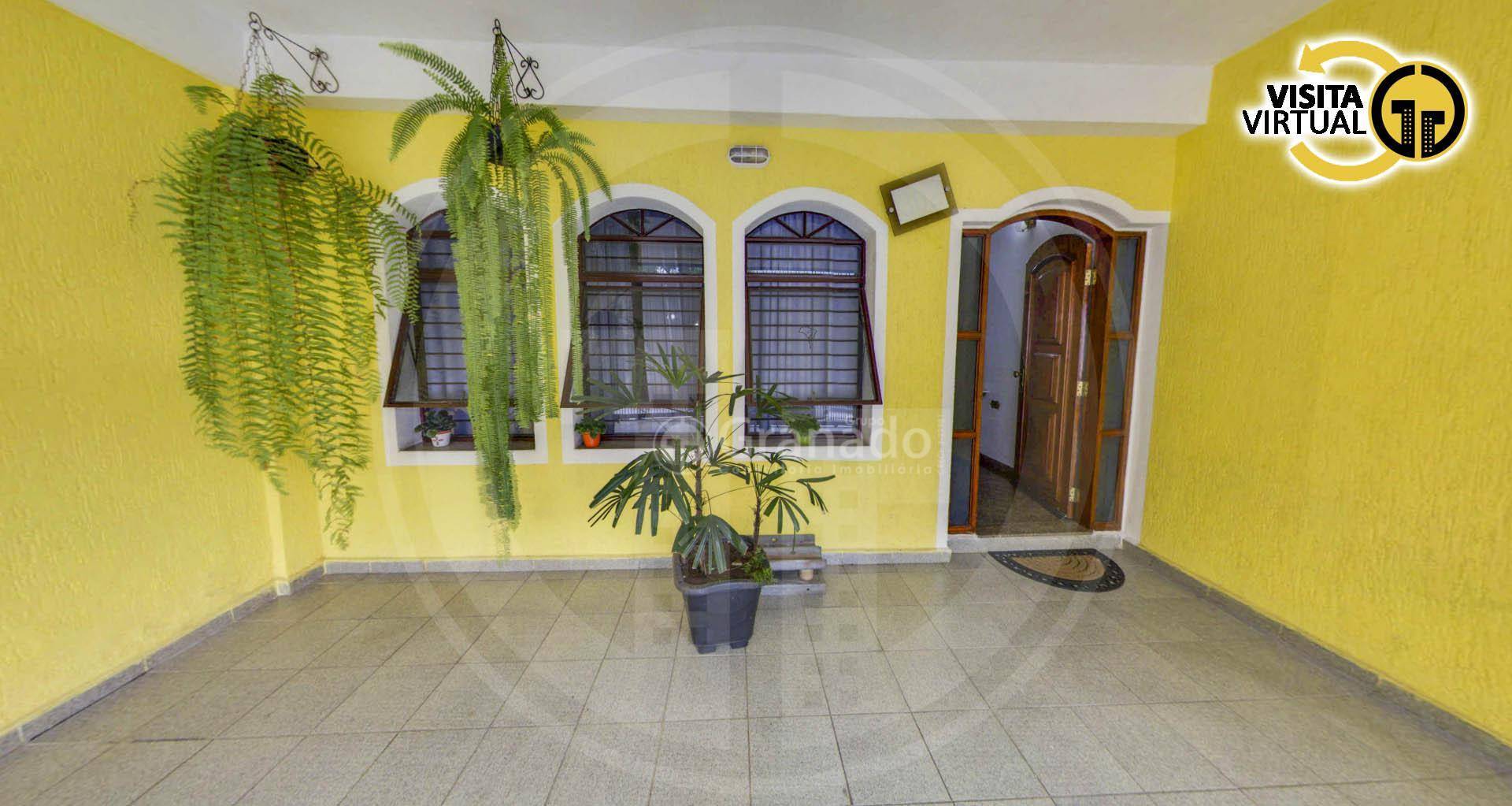 Sobrado à venda com 3 quartos, 220m² - Foto 1