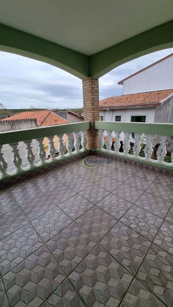 Sobrado à venda e aluguel com 3 quartos, 236m² - Foto 12