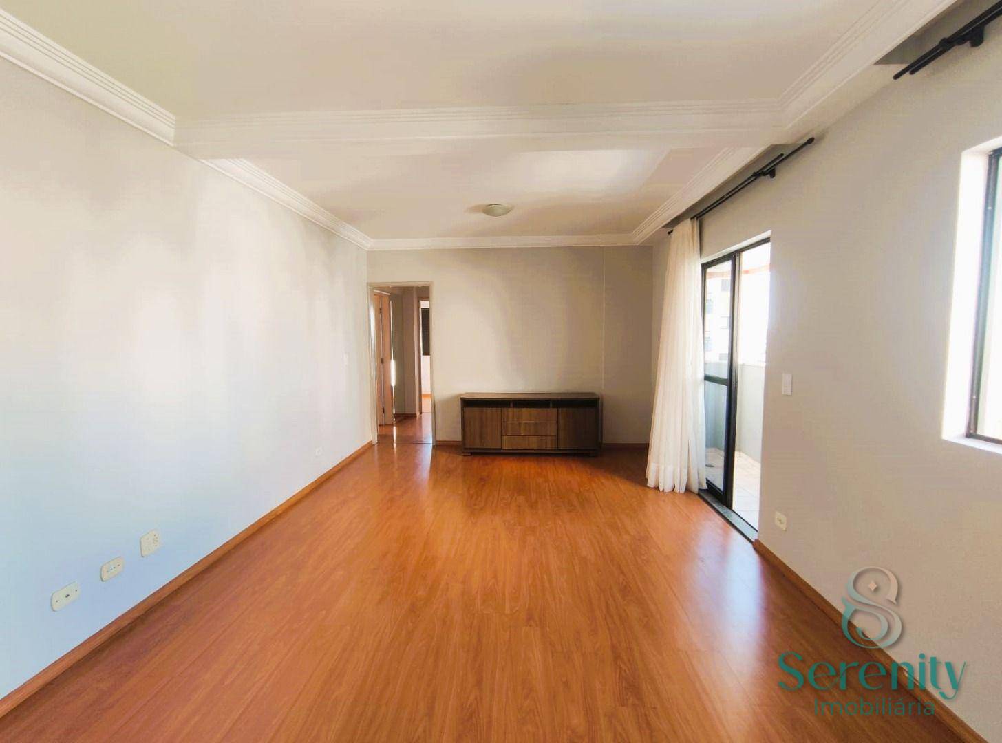 Apartamento para alugar com 3 quartos, 109m² - Foto 2