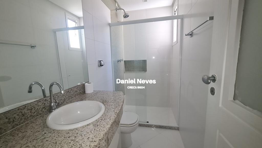 Casa de Condomínio à venda com 4 quartos, 500m² - Foto 21