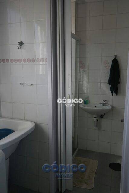 Apartamento à venda com 3 quartos, 98m² - Foto 17