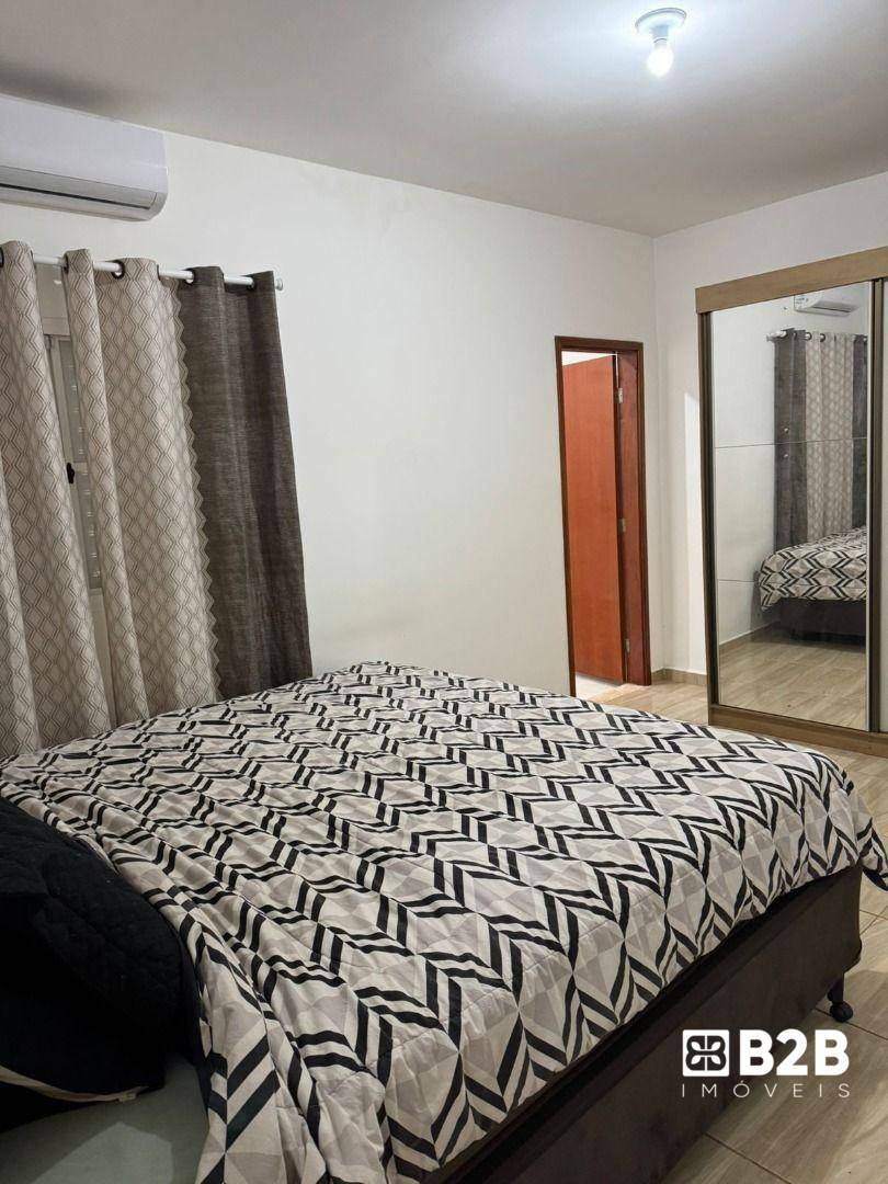 Casa à venda com 2 quartos, 108m² - Foto 6