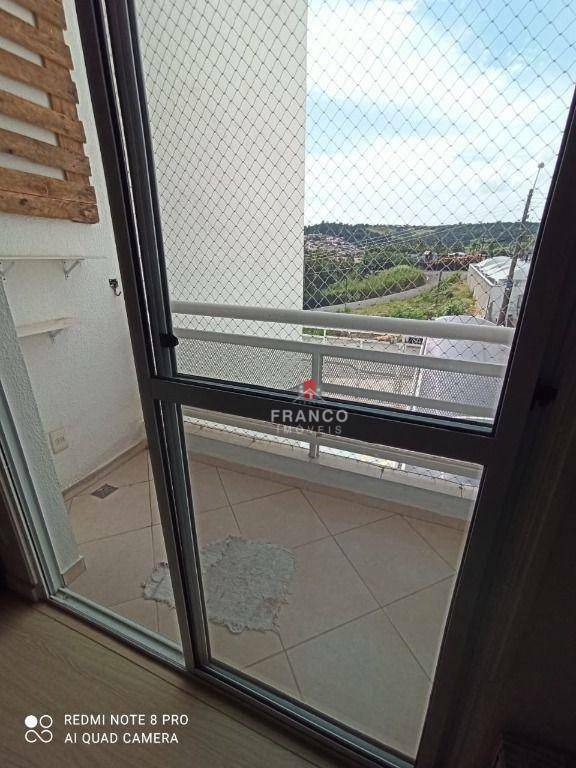 Apartamento à venda com 2 quartos, 62m² - Foto 4