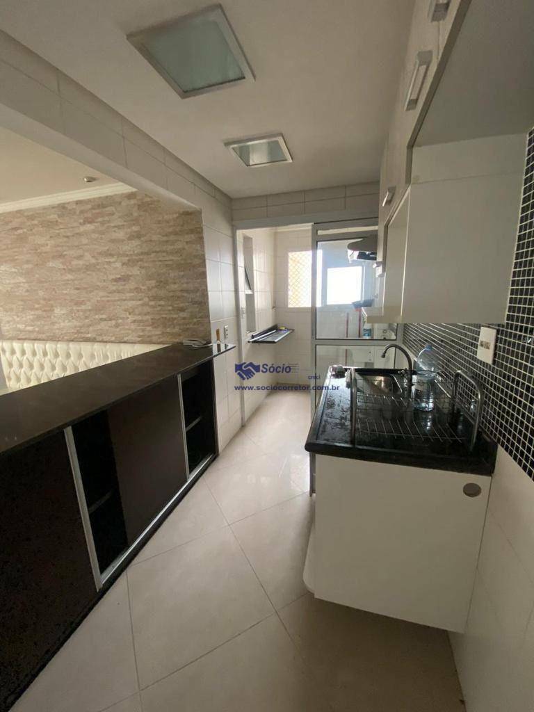 Apartamento à venda com 3 quartos, 65m² - Foto 4