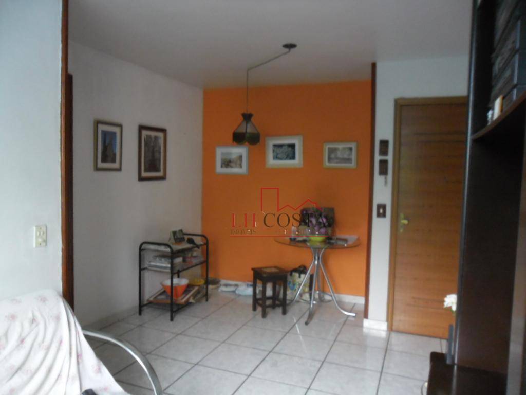 Apartamento à venda com 2 quartos, 50m² - Foto 1