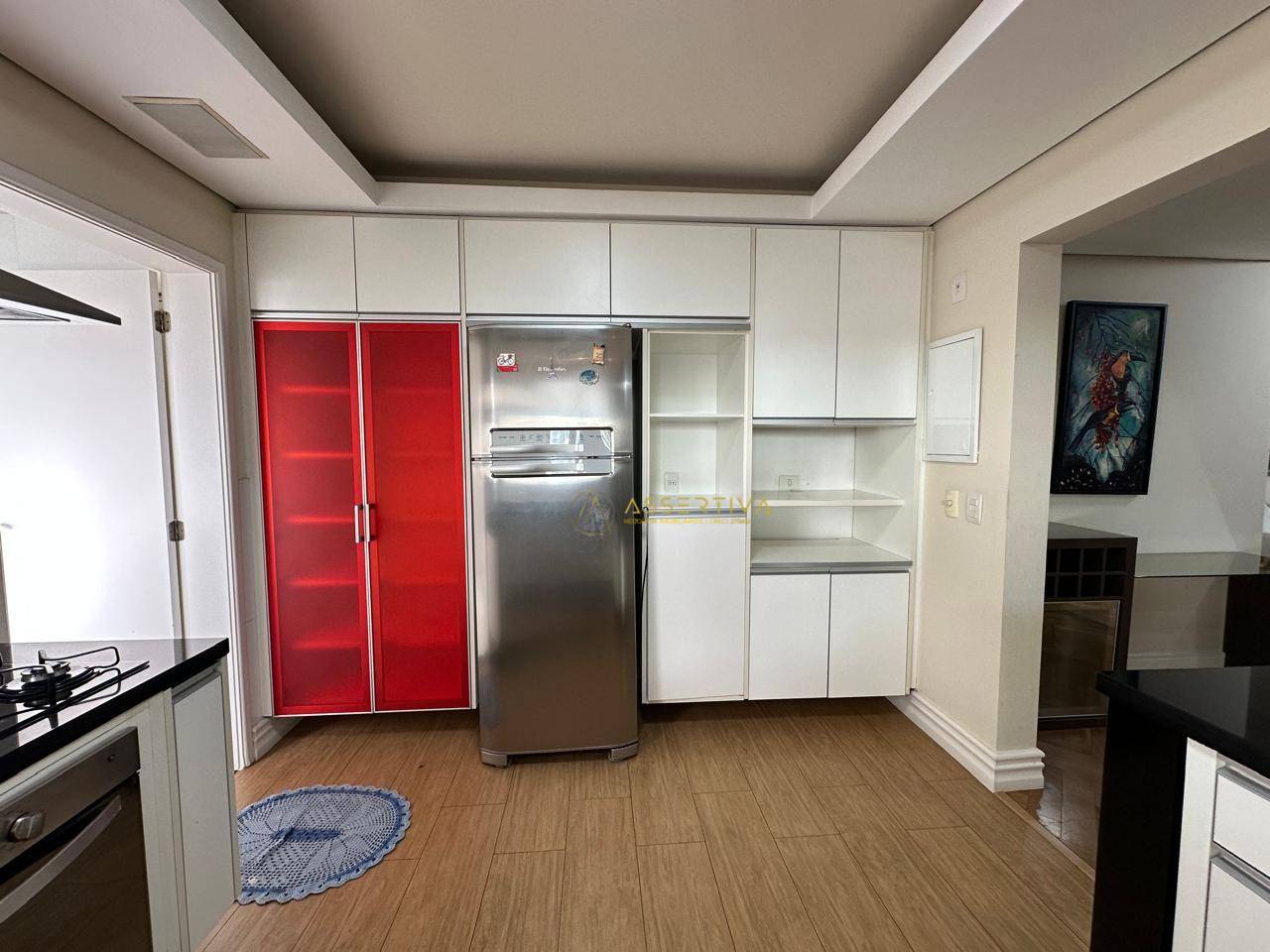 Apartamento para alugar com 3 quartos, 172m² - Foto 17