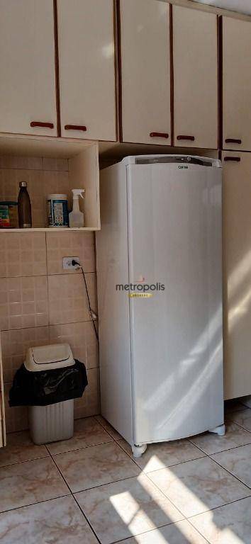 Sobrado à venda com 3 quartos, 400m² - Foto 15