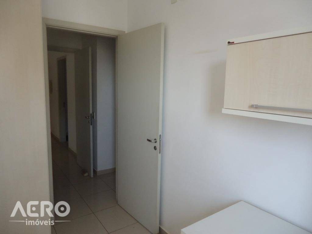 Apartamento à venda com 3 quartos, 86m² - Foto 35