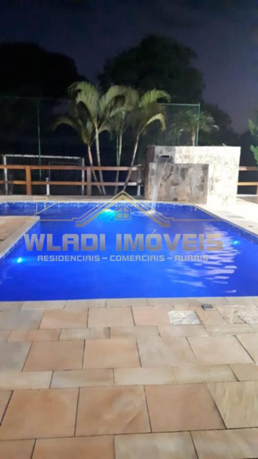 Chácara à venda com 4 quartos, 2000m² - Foto 2