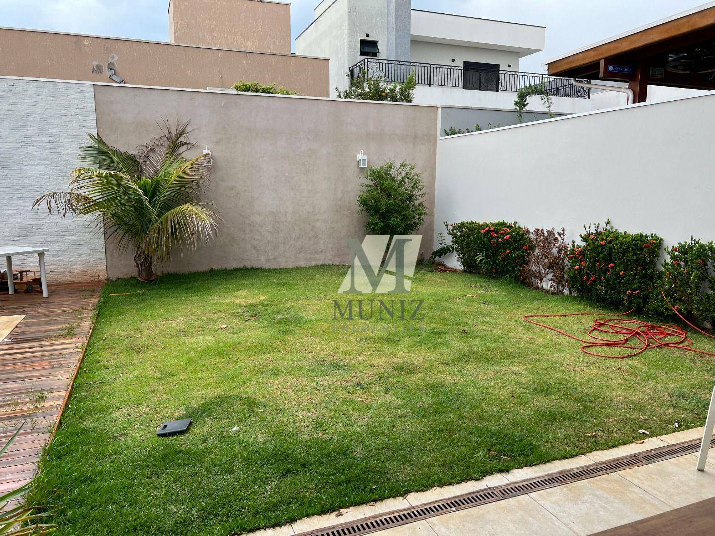 Casa de Condomínio à venda e aluguel com 3 quartos, 283m² - Foto 24