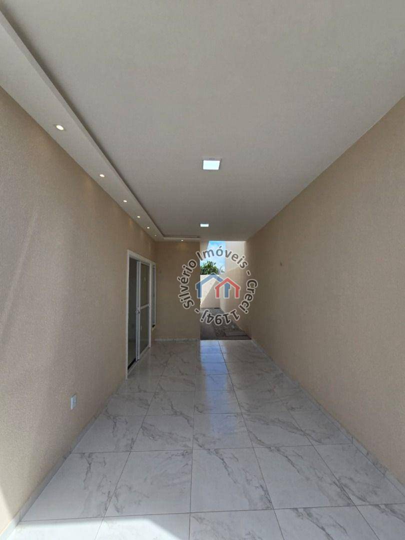 Casa à venda com 3 quartos, 150M2 - Foto 2
