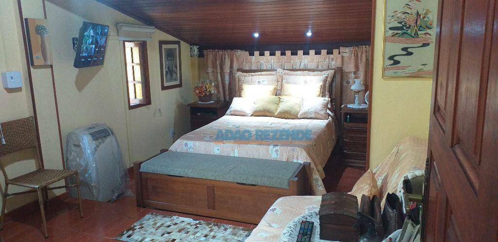 Casa de Condomínio à venda com 3 quartos, 309m² - Foto 25