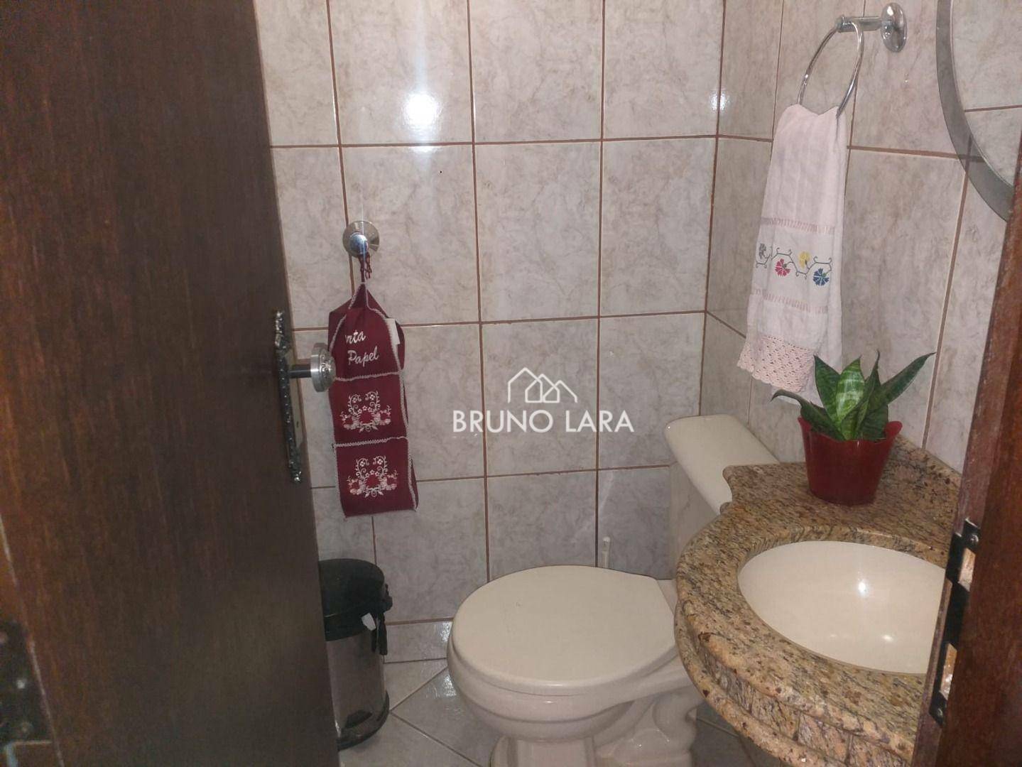 Casa à venda com 4 quartos, 240m² - Foto 18