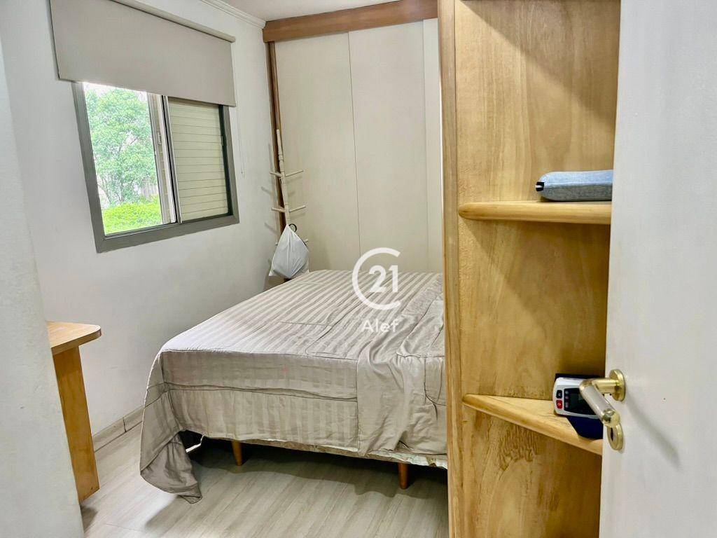 Apartamento à venda com 4 quartos, 140m² - Foto 16