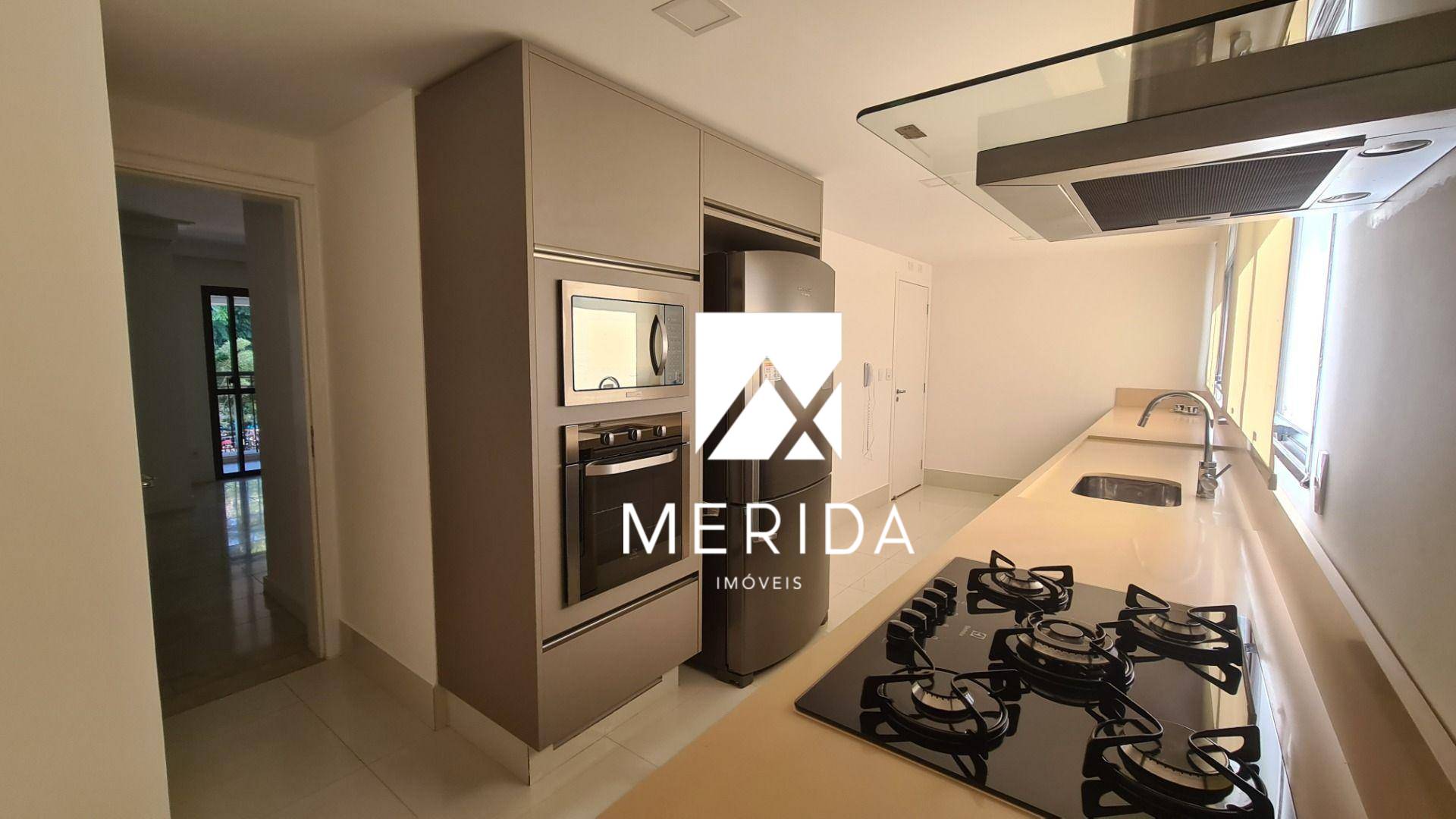Apartamento para alugar com 3 quartos, 167m² - Foto 11