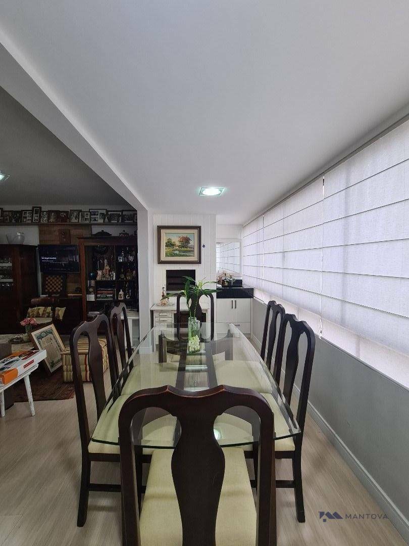 Apartamento à venda com 3 quartos, 186m² - Foto 5