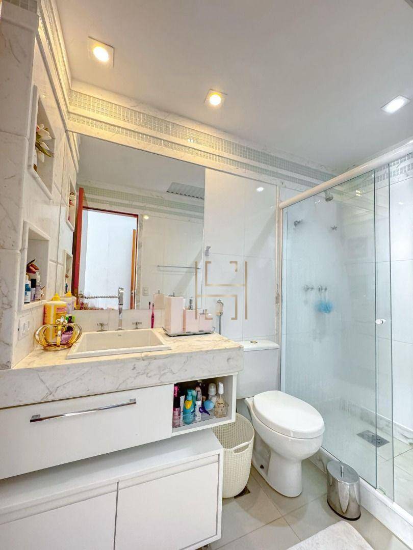 Cobertura, 4 quartos, 218 m² - Foto 4