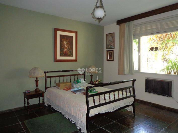Casa à venda com 4 quartos, 170m² - Foto 7