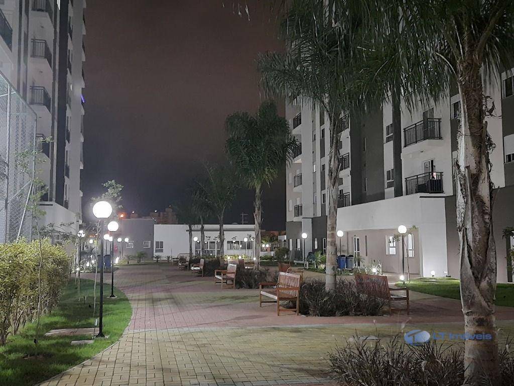 Apartamento à venda com 2 quartos, 47m² - Foto 13