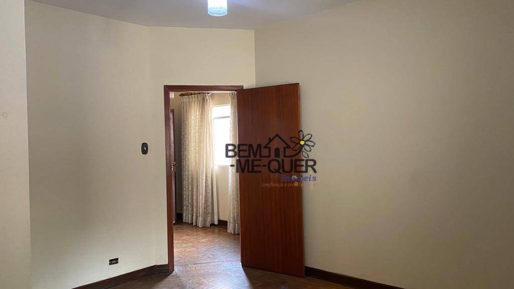 Sobrado à venda com 2 quartos, 240m² - Foto 8