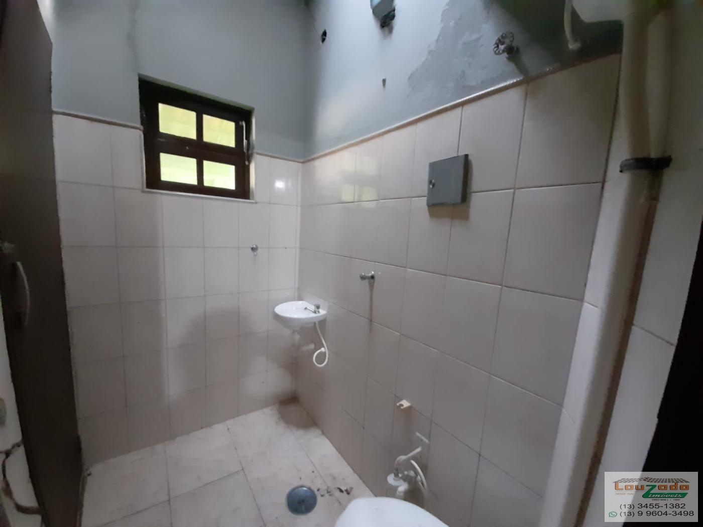 Casa para alugar com 3 quartos, 360m² - Foto 10