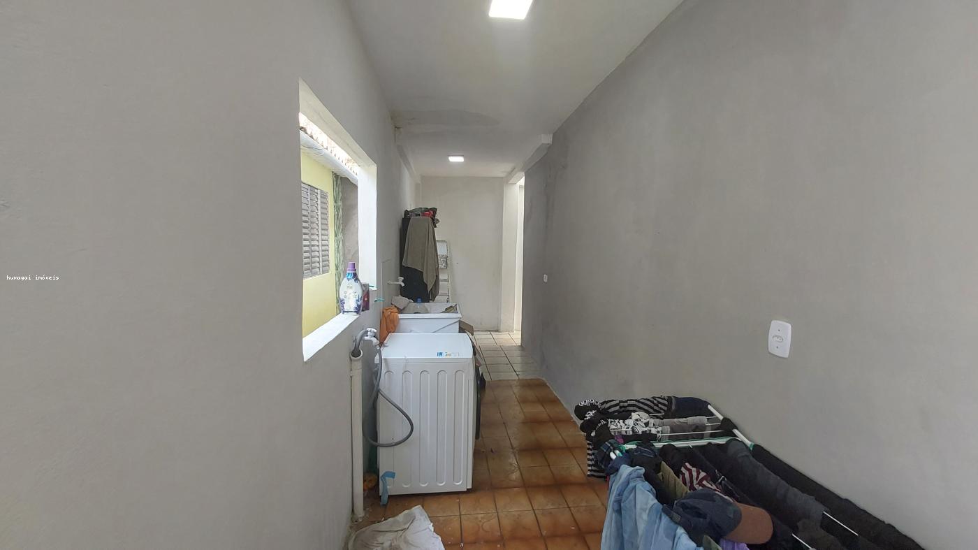 Casa à venda com 2 quartos, 180m² - Foto 14