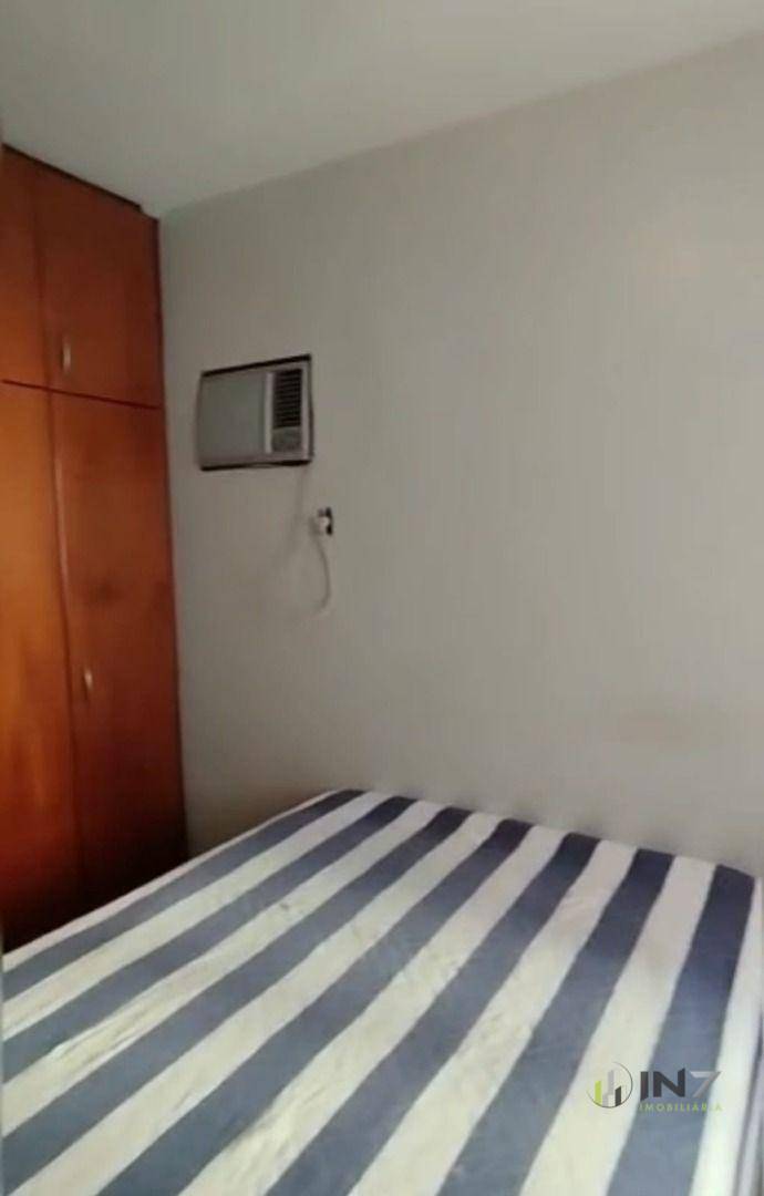 Apartamento à venda com 3 quartos, 83m² - Foto 2