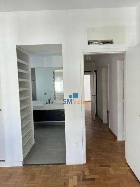 Apartamento para alugar com 4 quartos, 180m² - Foto 11