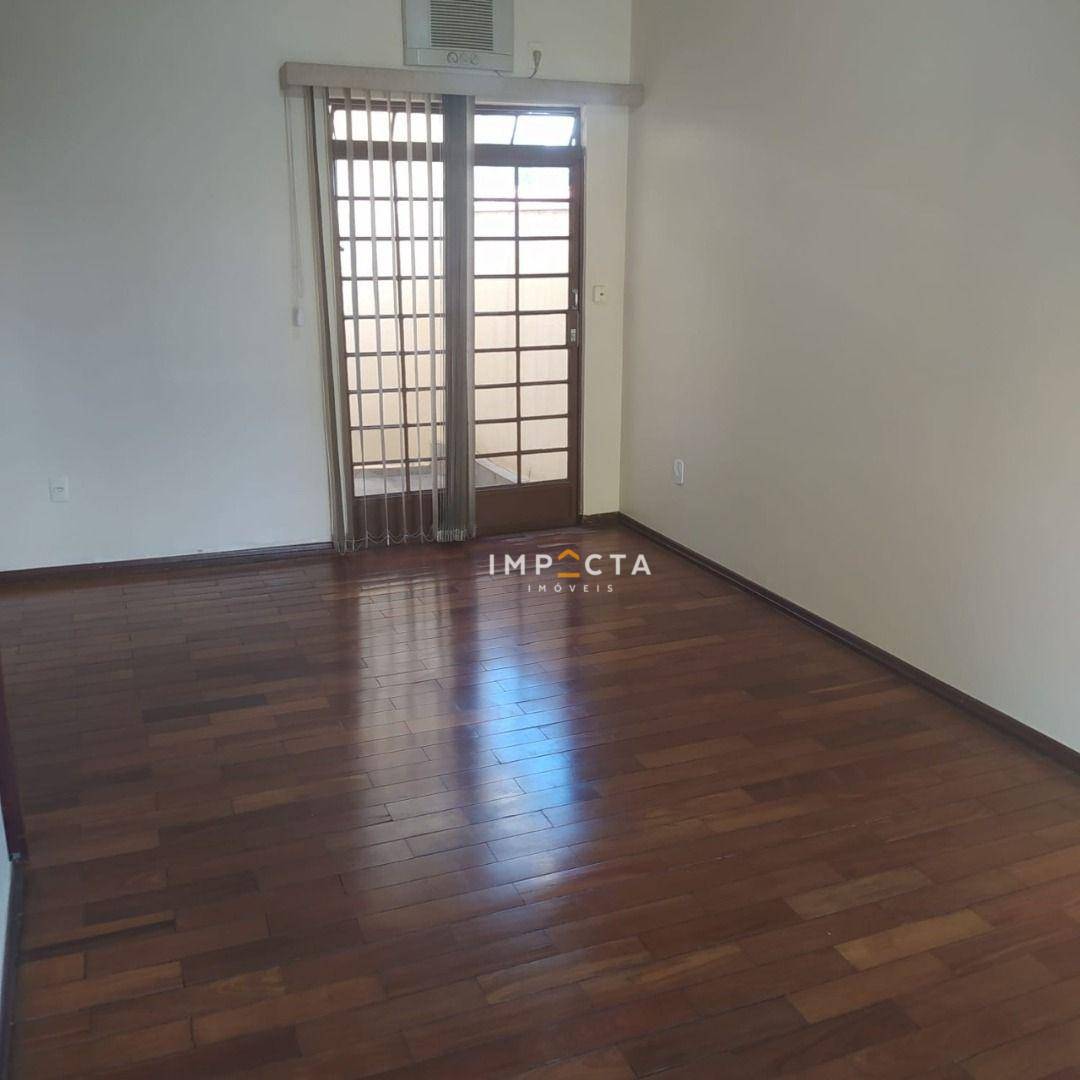 Casa de Condomínio à venda com 4 quartos, 320m² - Foto 6