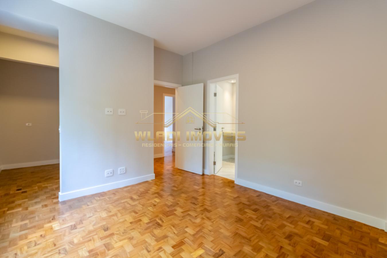 Apartamento à venda com 3 quartos, 203m² - Foto 30