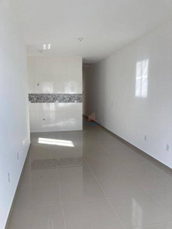 Casa à venda com 3 quartos, 100m² - Foto 13