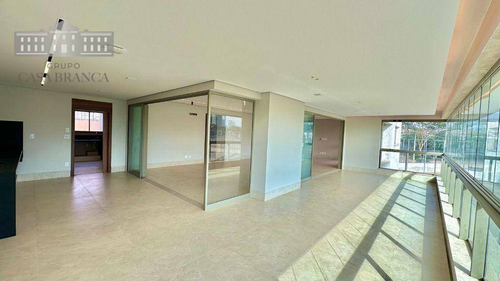 Apartamento à venda com 4 quartos, 336m² - Foto 3