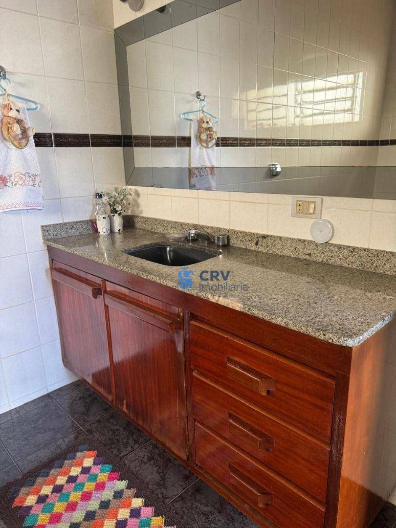 Casa à venda com 3 quartos, 342m² - Foto 23