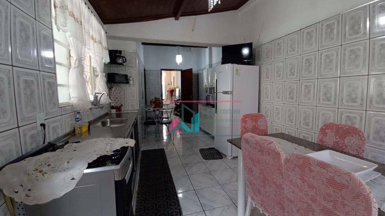 Pousada-Chalé à venda com 4 quartos, 205m² - Foto 11