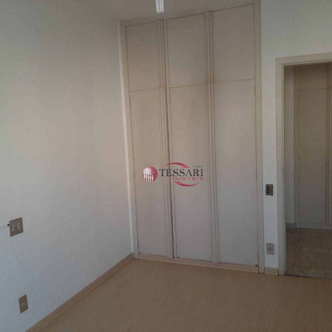 Apartamento à venda com 3 quartos, 167m² - Foto 21