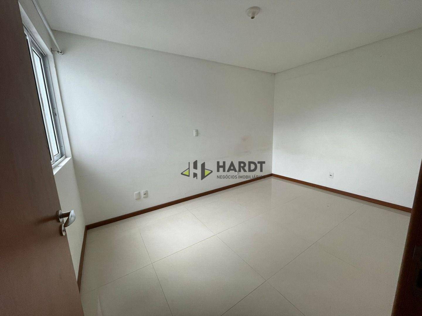 Apartamento à venda com 2 quartos, 69m² - Foto 8