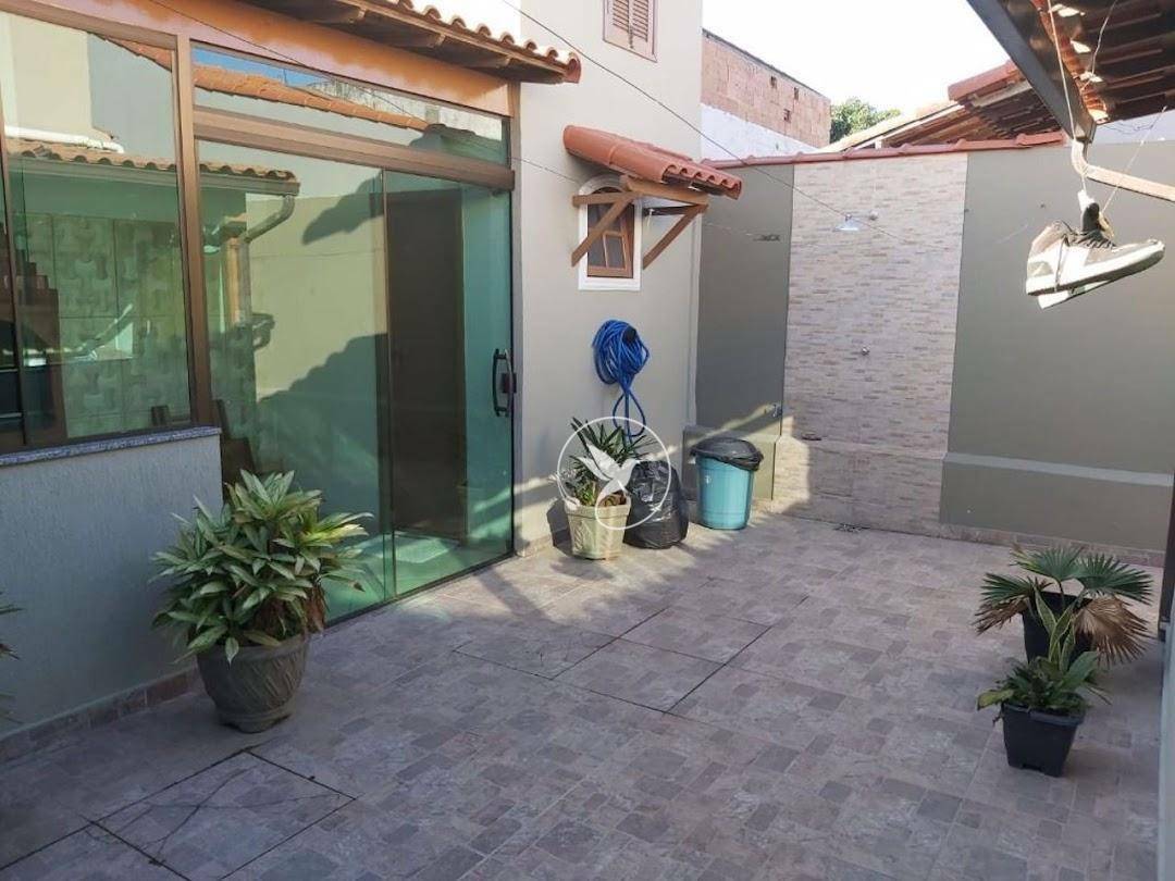 Casa de Condomínio à venda com 4 quartos, 160m² - Foto 36