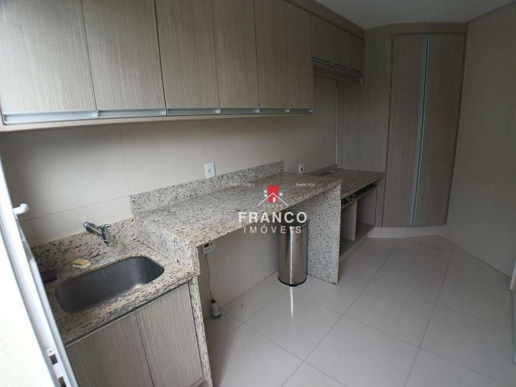 Casa de Condomínio à venda com 3 quartos, 400m² - Foto 22