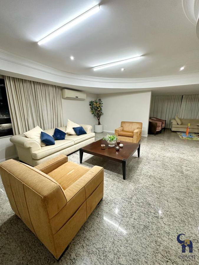 Apartamento para alugar com 4 quartos, 255m² - Foto 7