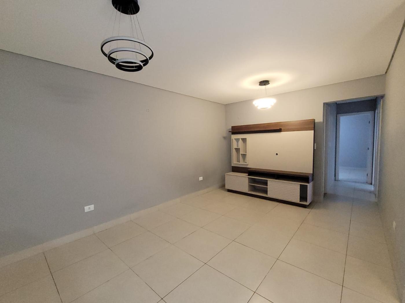 Apartamento à venda com 3 quartos, 124m² - Foto 2