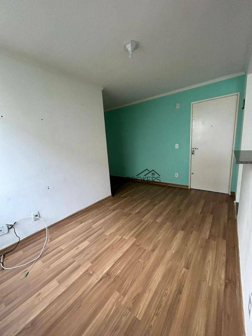 Apartamento à venda com 2 quartos, 45m² - Foto 3