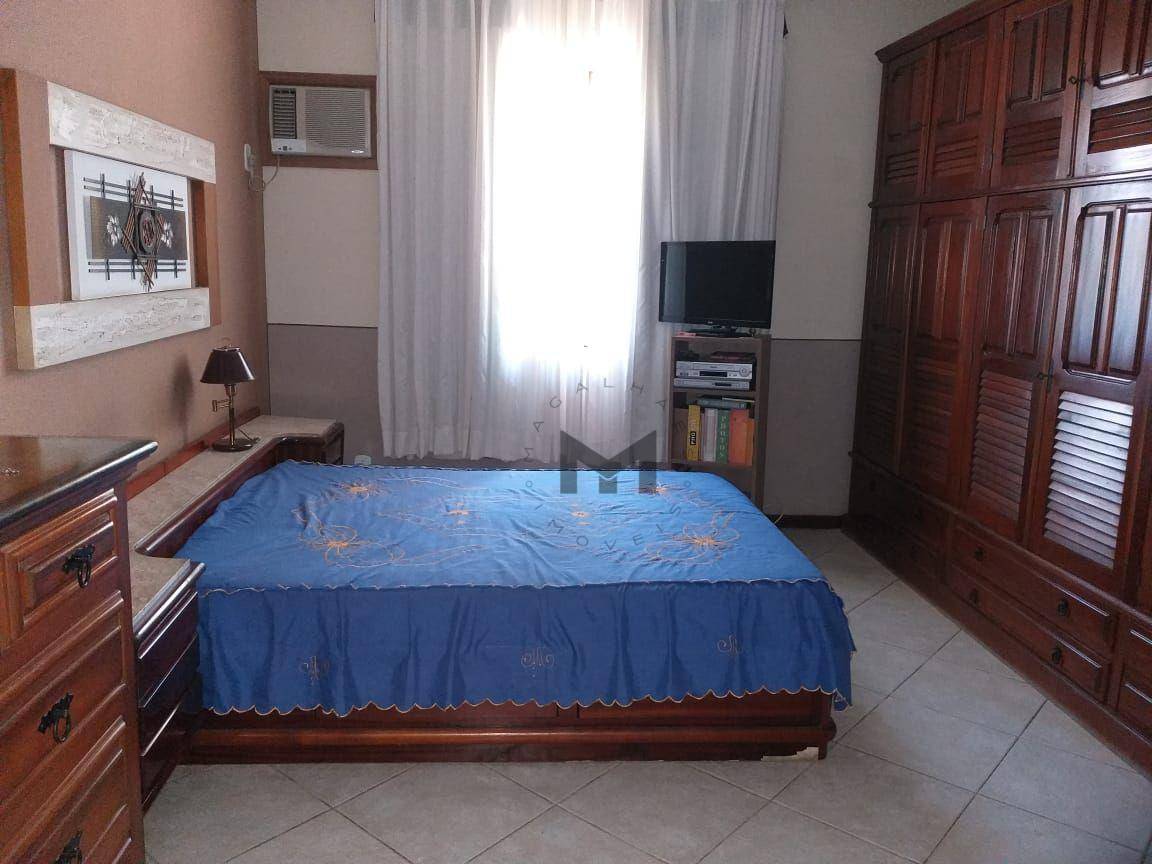 Casa à venda com 4 quartos, 178m² - Foto 9