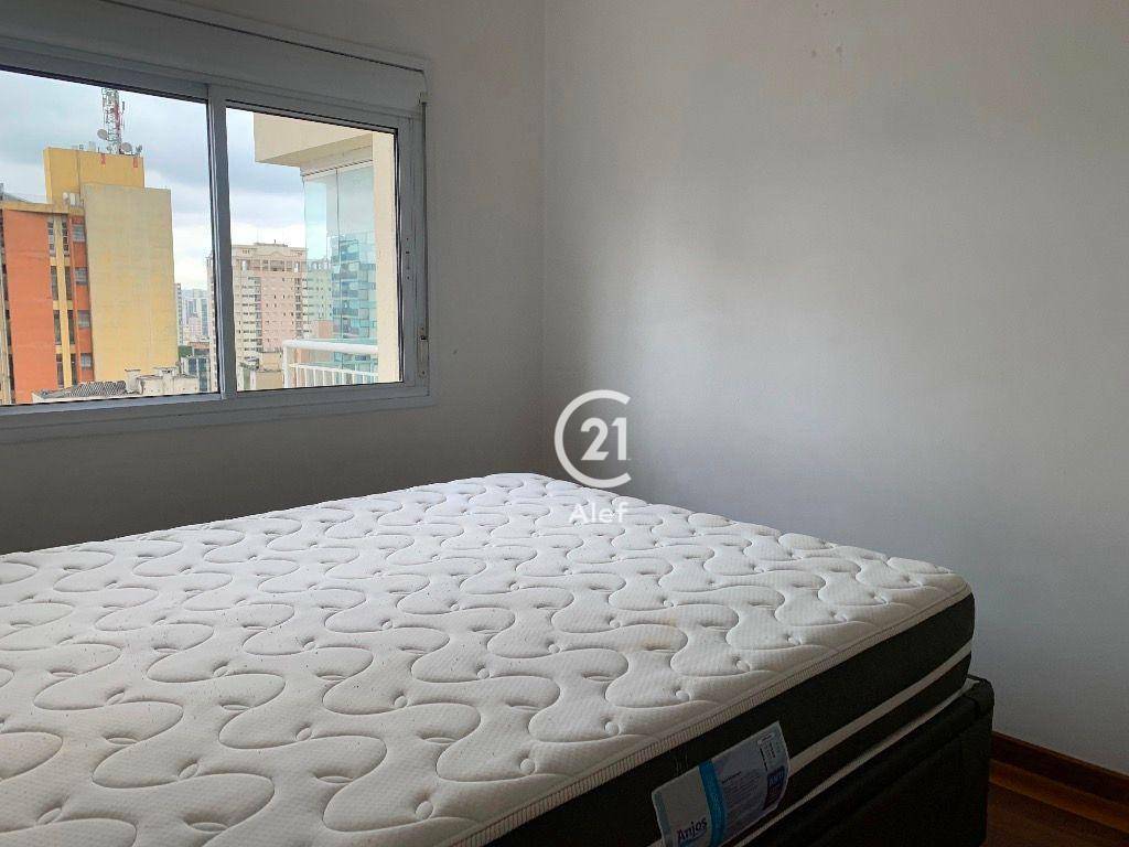 Apartamento à venda com 2 quartos, 67m² - Foto 17