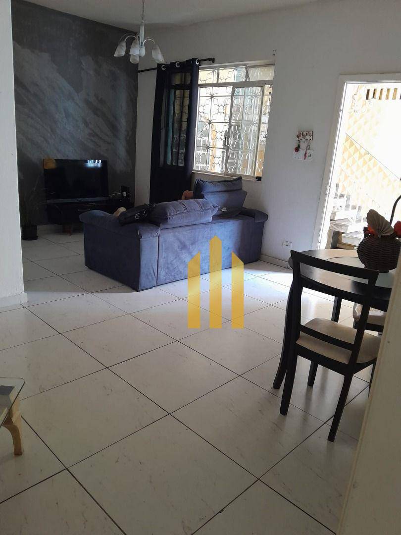 Casa à venda com 3 quartos, 230m² - Foto 11