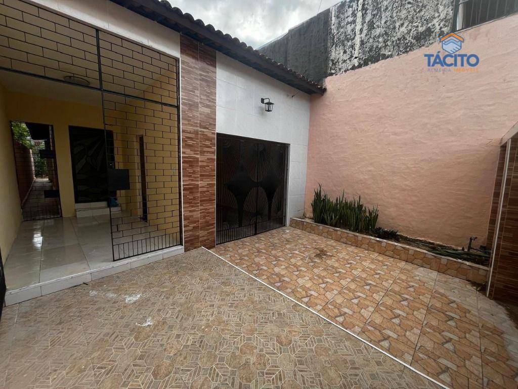 Casa para alugar com 2 quartos, 295M2 - Foto 2